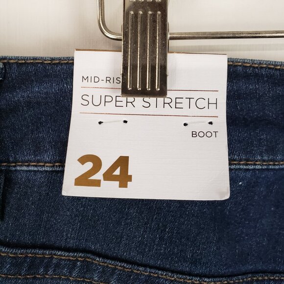 Lane Bryant NWT Super Stretch Boot Jeans Dark Wash Mid Rise Plus Size 24 Bootcut - Picture 5 of 10